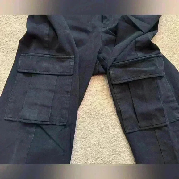 Isaac Mizrahi Live! Cargo Pants Size 16 Tall Black Closet Staple Minimal Capsule - Picture 6 of 9